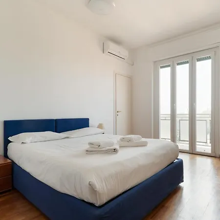 Guesthost - Comfy Balcony Flat Affori Mm3 Mailand