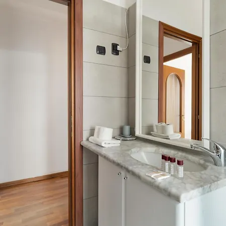 Guesthost - Comfy Balcony Flat Affori Mm3 米兰